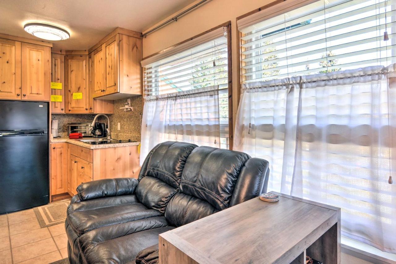 בריאן הד Cozy Studio With Fireplace About 1 Mi To Ski Resort מראה חיצוני תמונה