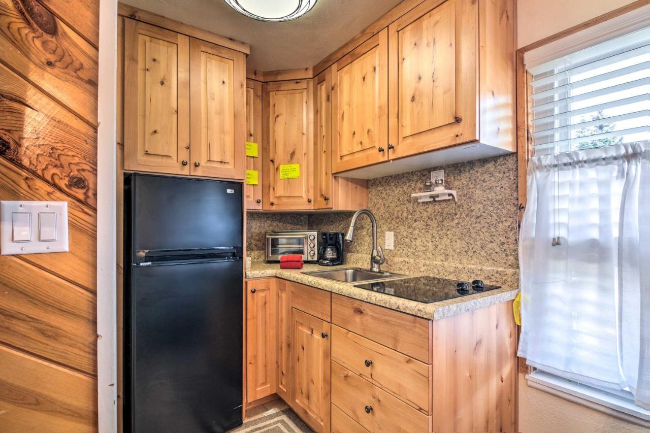 בריאן הד Cozy Studio With Fireplace About 1 Mi To Ski Resort מראה חיצוני תמונה